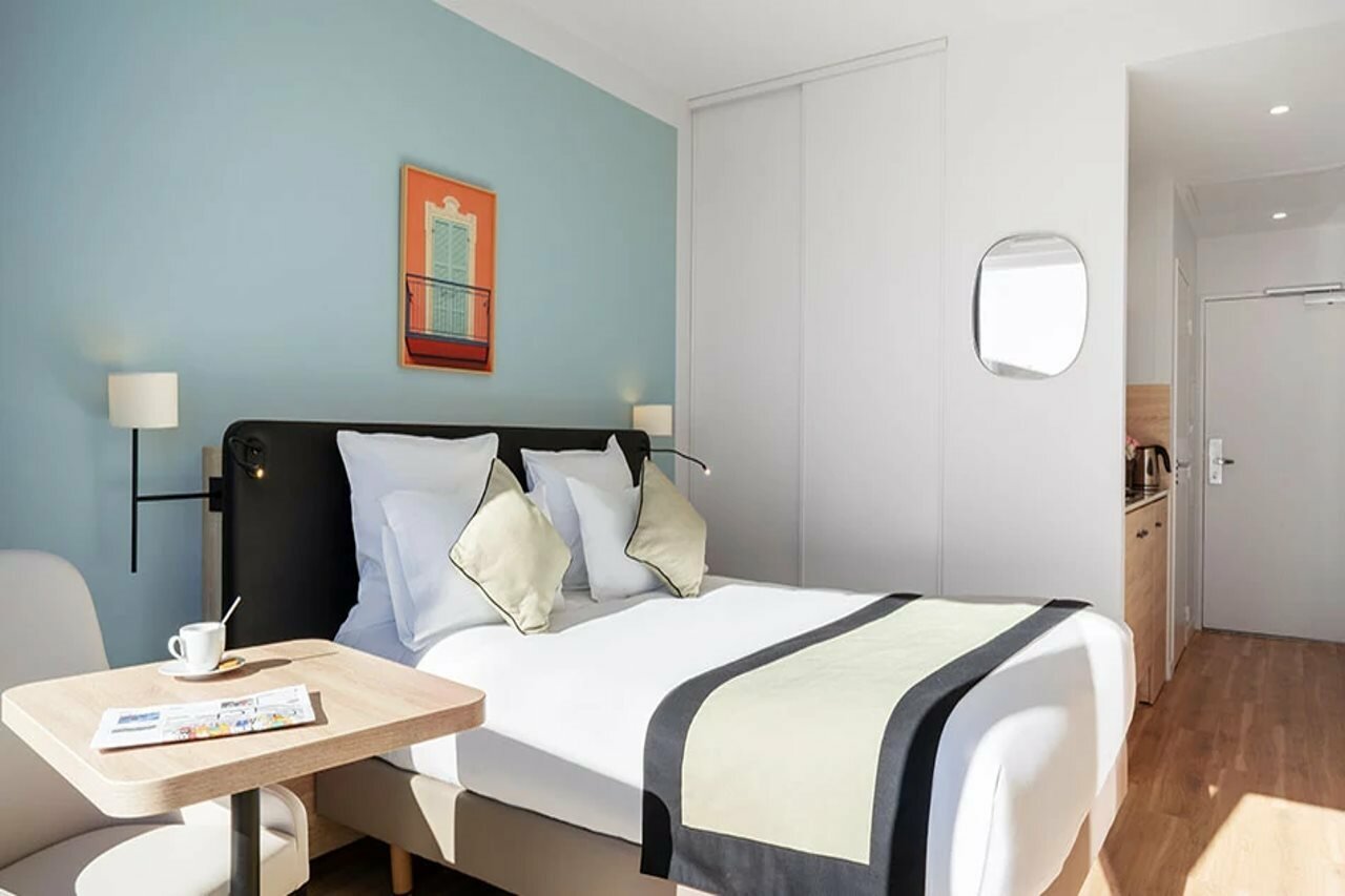 Фото Residhome Nice Aéroport