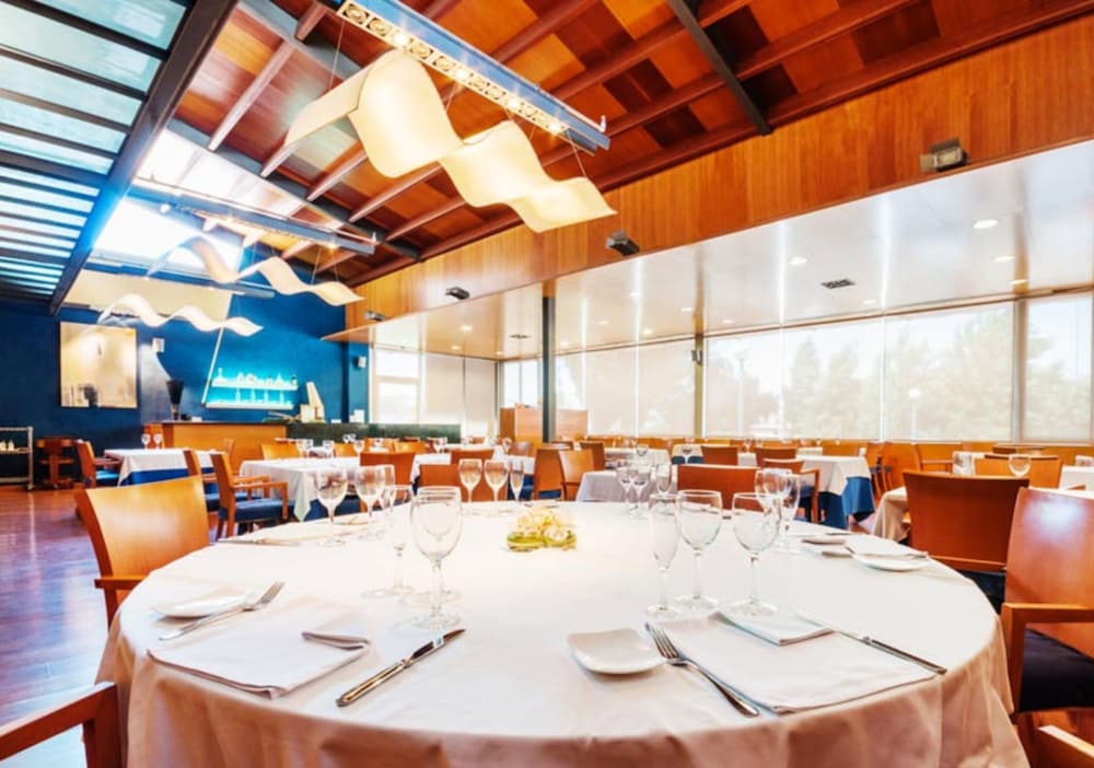 Фото Hotel Granollers