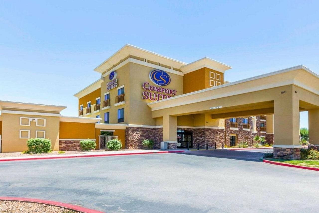 Фото Comfort Suites Blythe