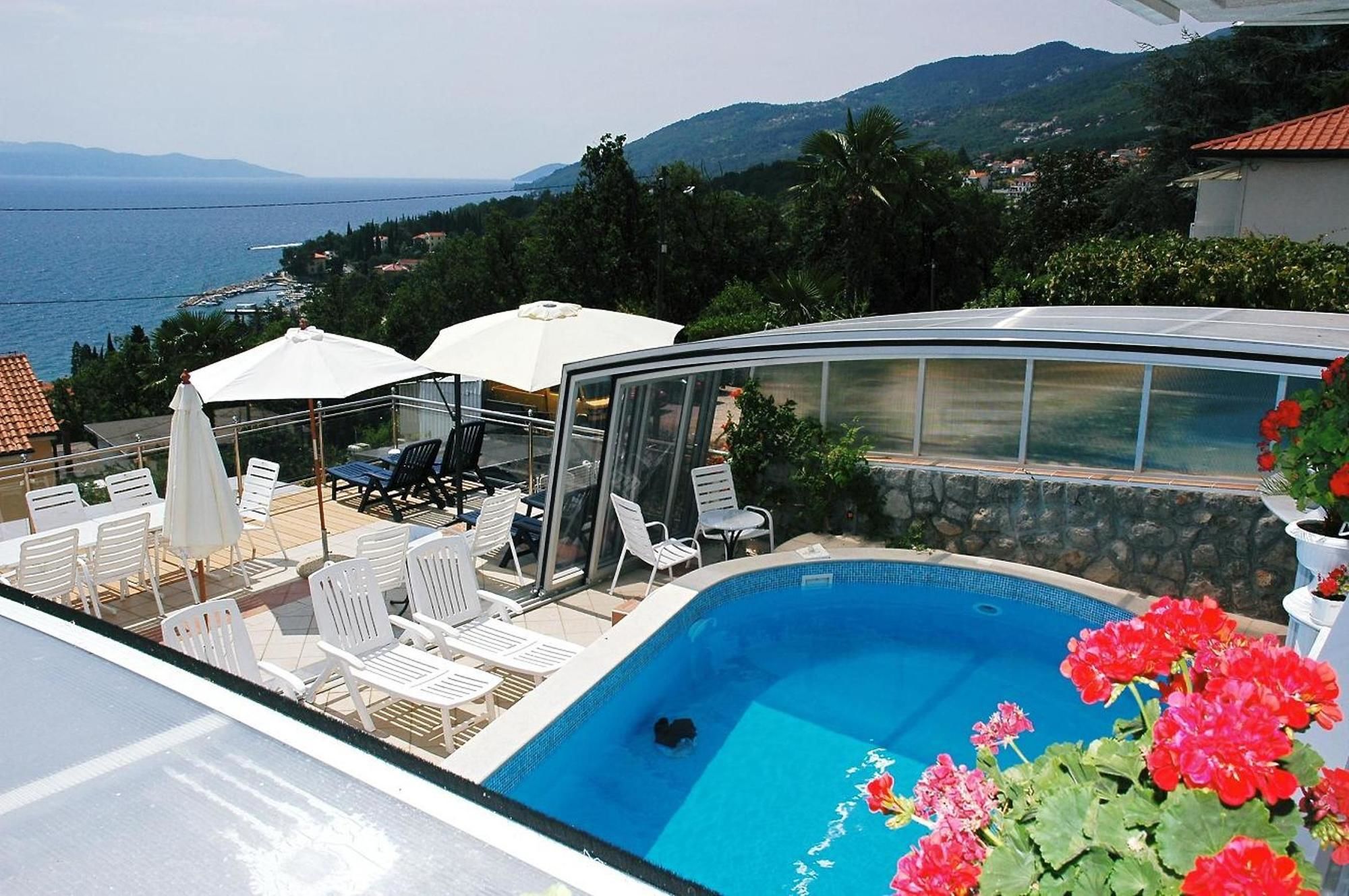 Фото Villa Roses Apartments & Wellness