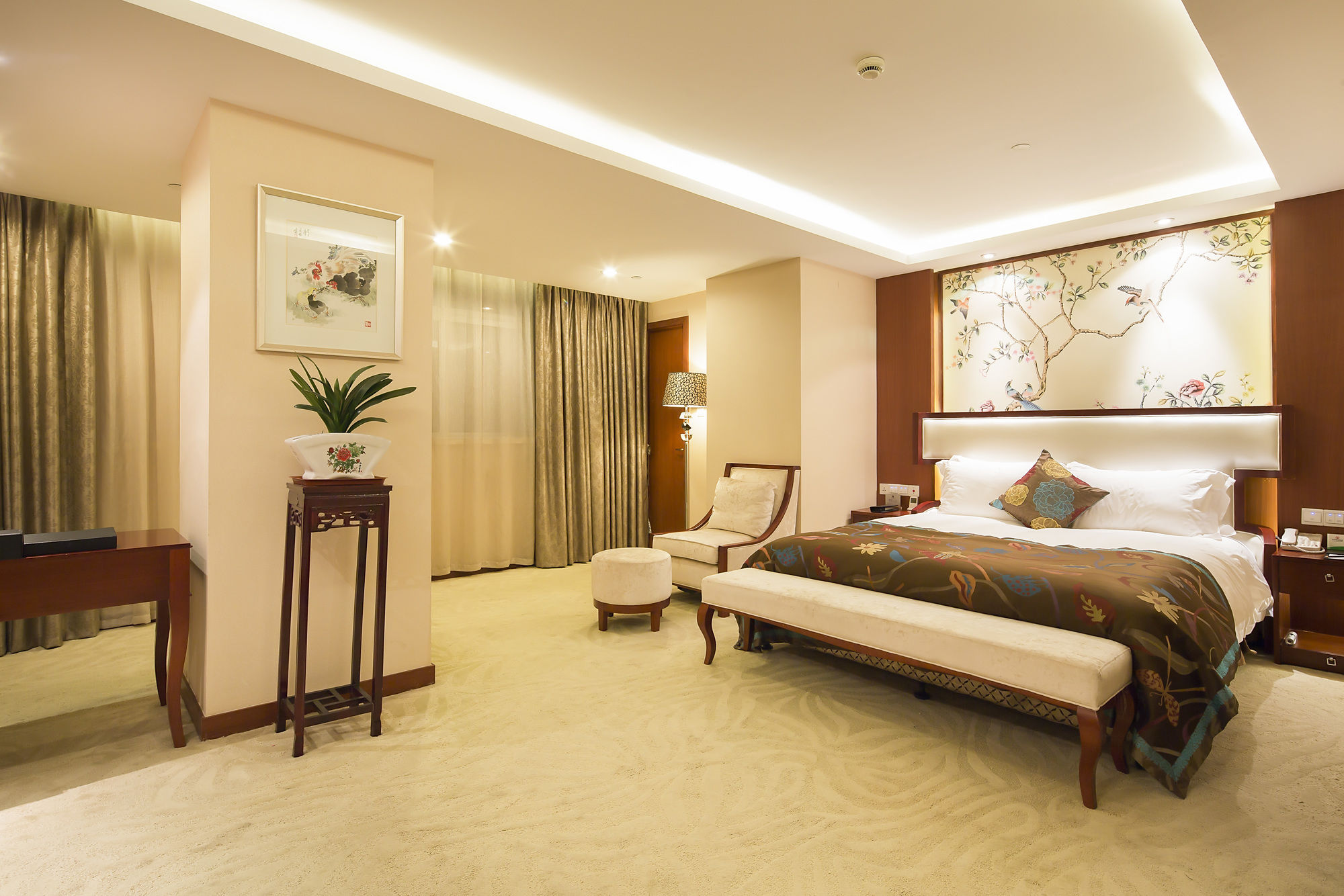 Фото Landison Plaza International Hotel Zhenjiang