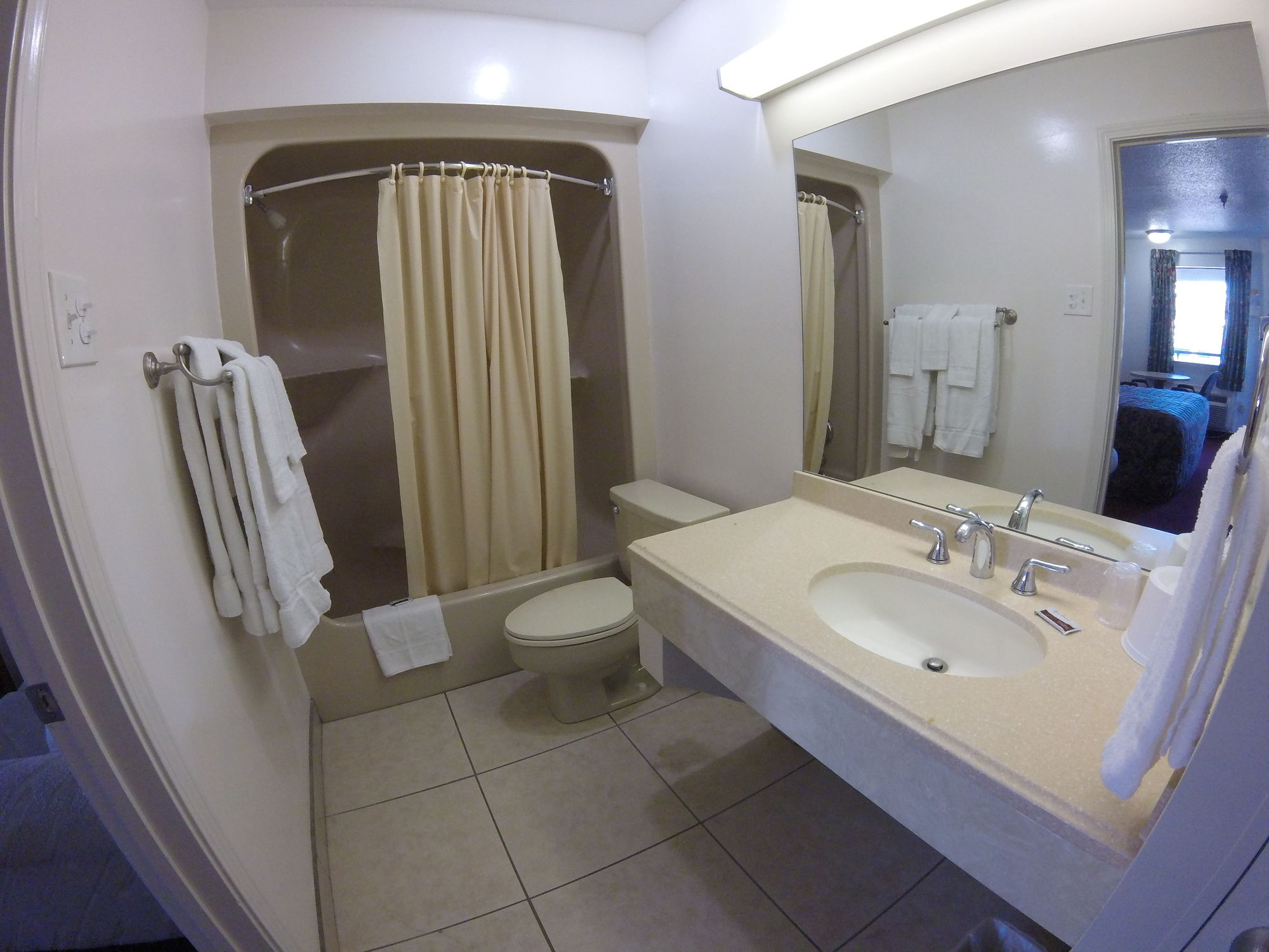 Фото Contempra Inn