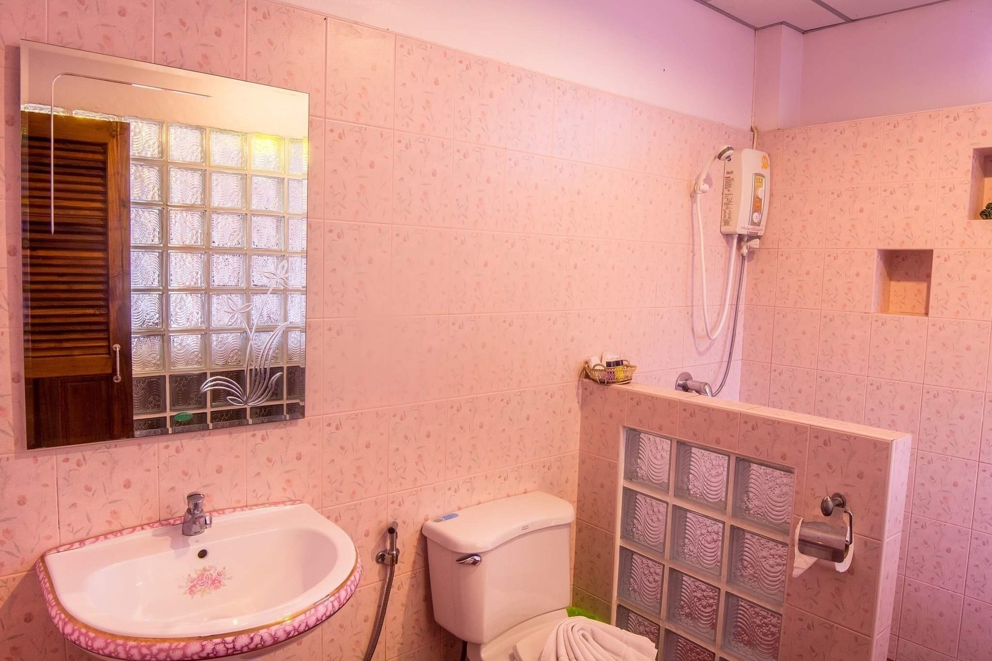 Фото Pongphen Guesthouse