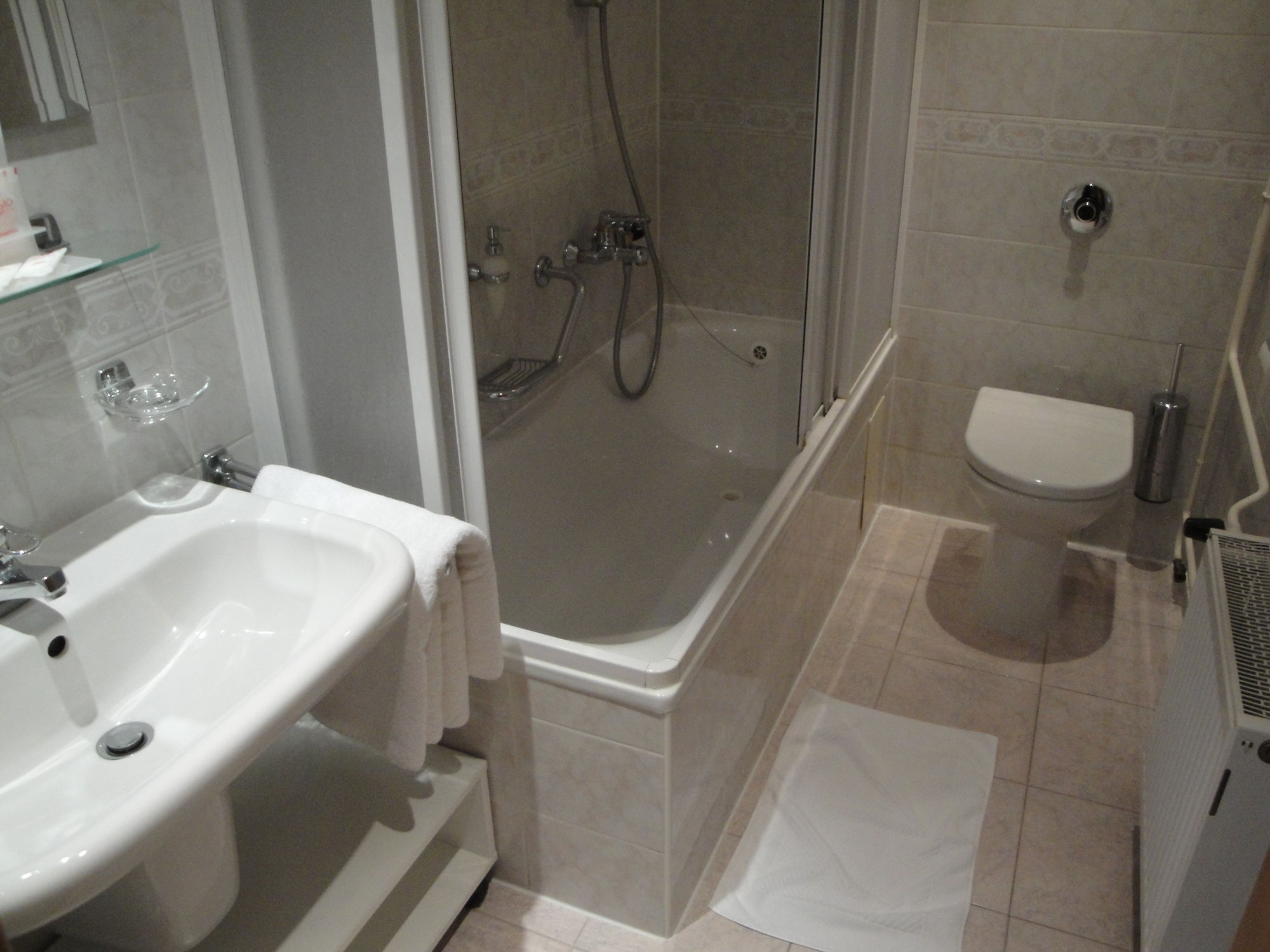 Фото Hotel Trinity