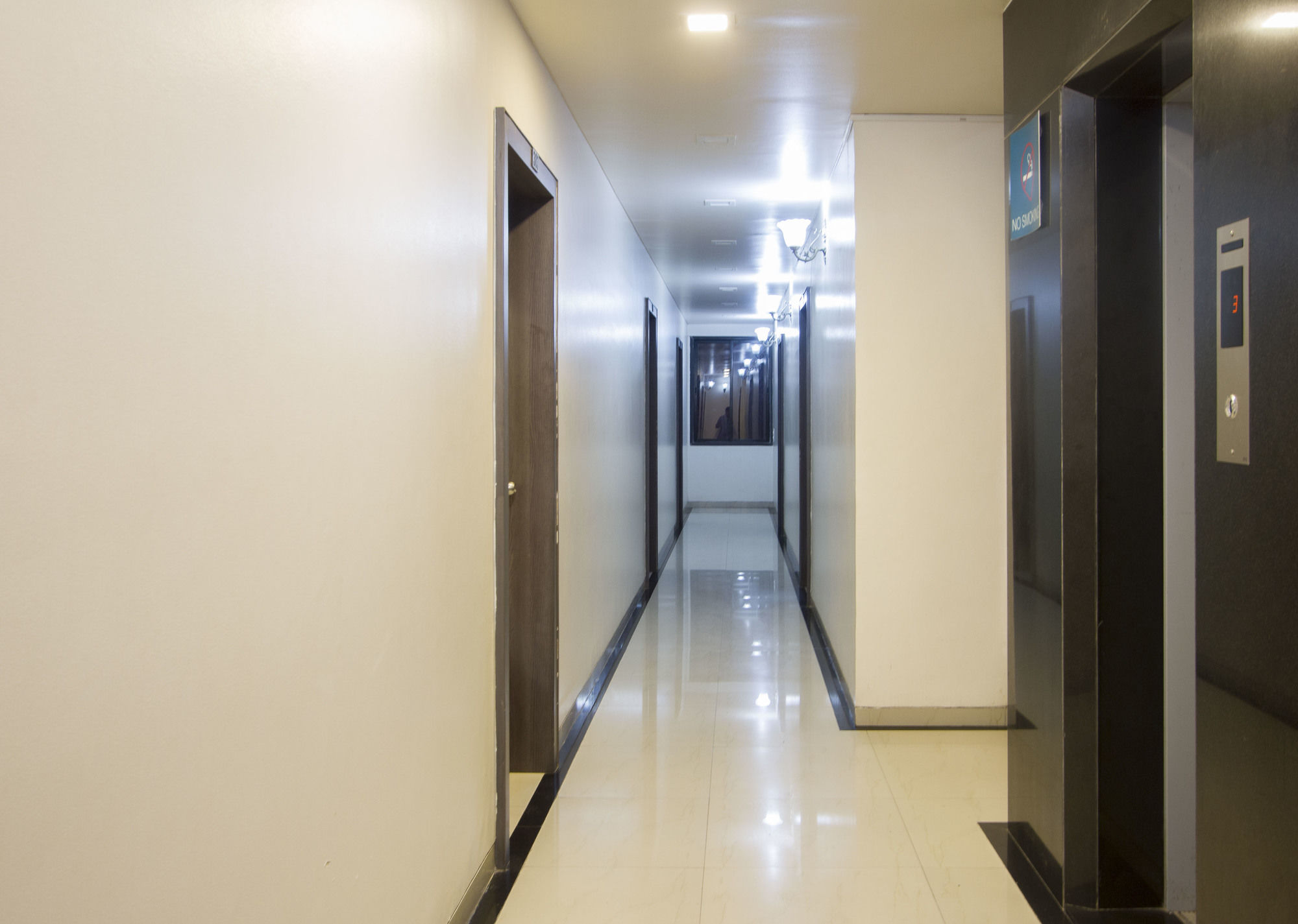 Фото FabHotel Imperio Baner