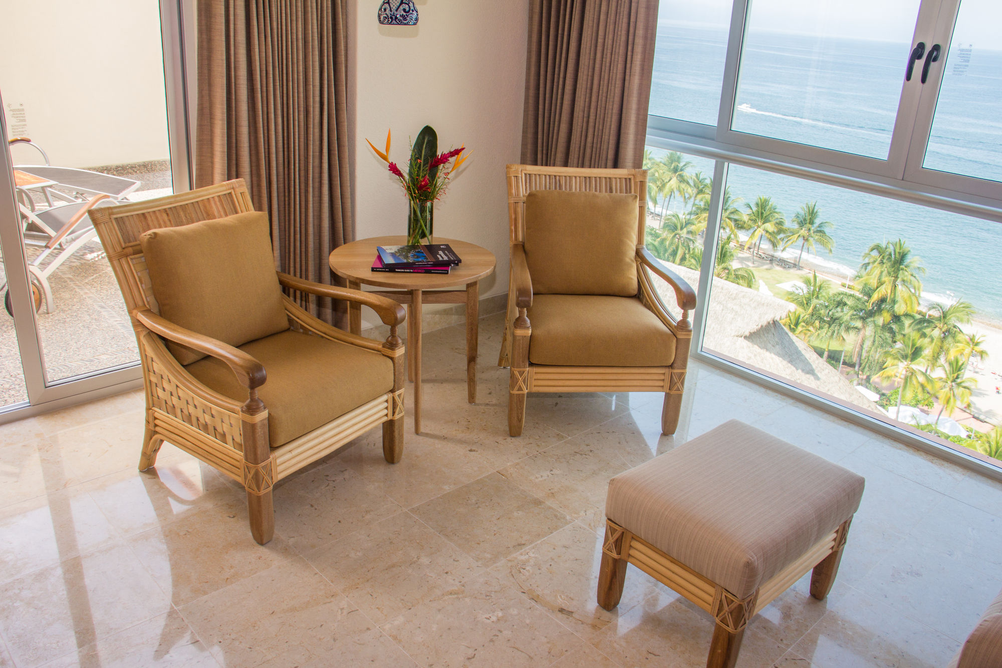 Фото The Club at Sheraton Buganvilias