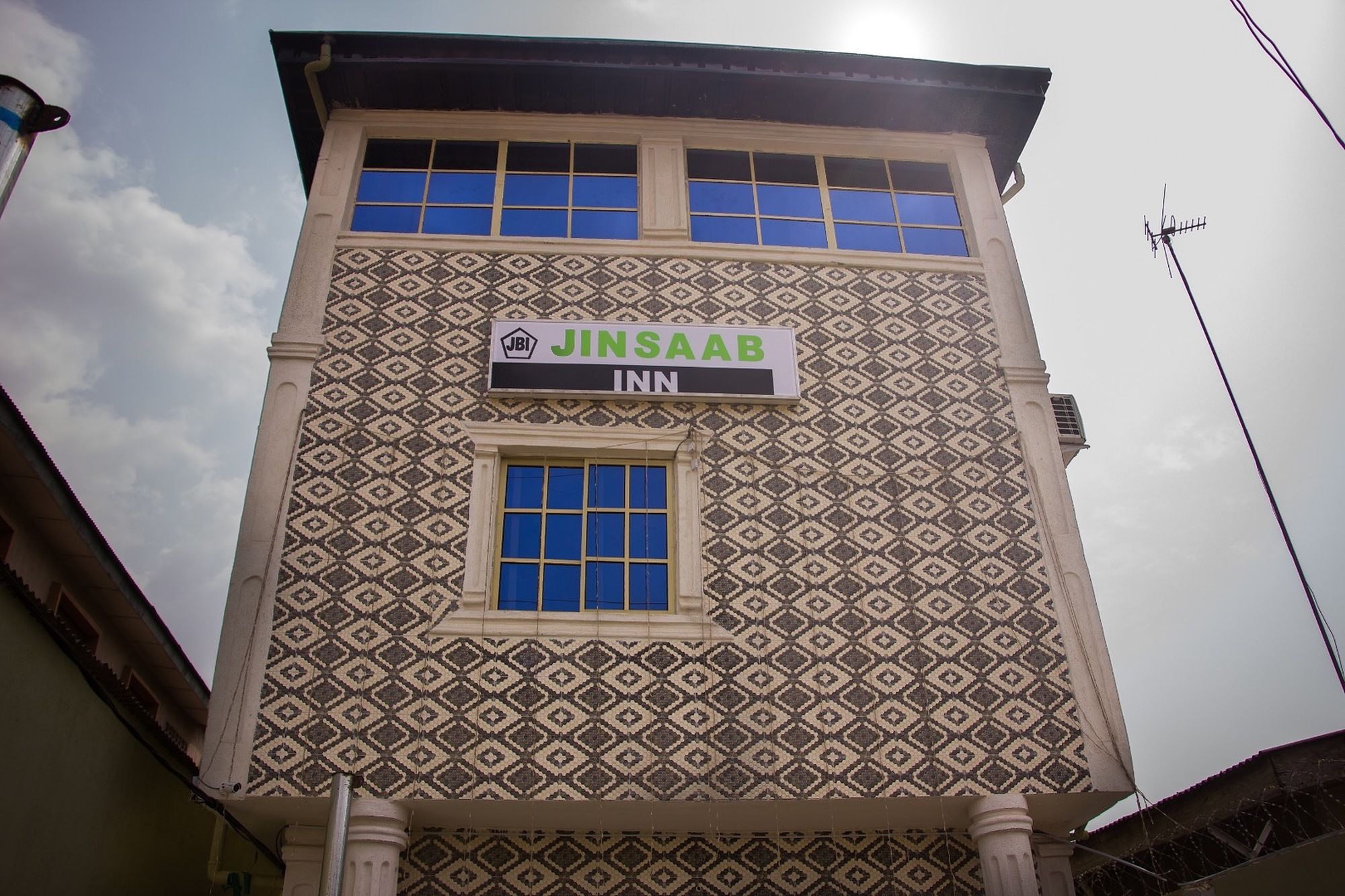 Фото отеля 1