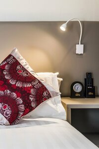 Гостиница YEHS Hotel Sydney QVB