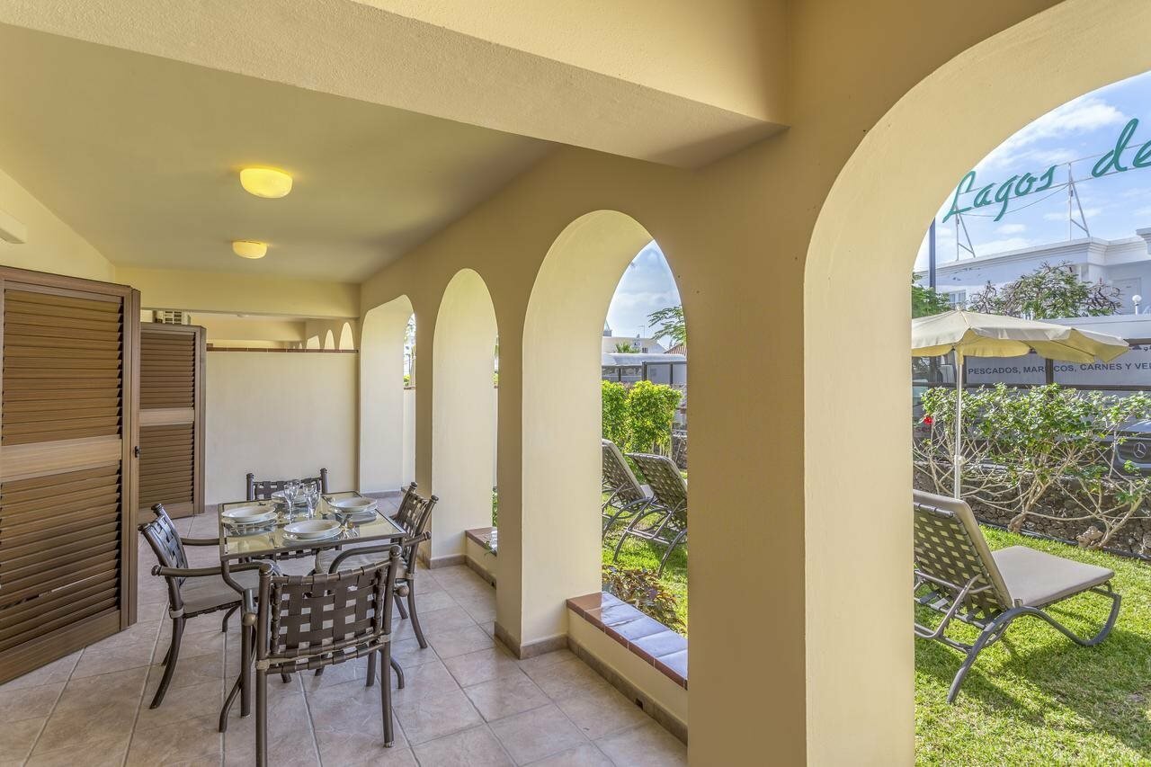 Фото Royal Sunset Beach Club