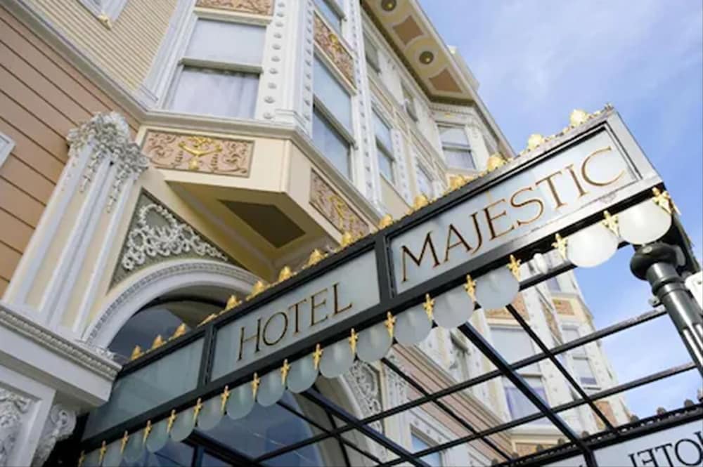 Фото Hotel Majestic