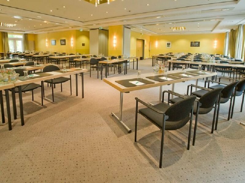 Фото Hotel Kaiserin Augusta