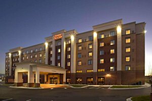 Гостиница Hampton Inn Suites Minneapolis St Paul Arpt-Mall of America в Портленде