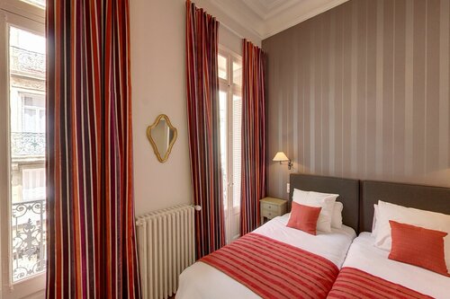 Гостиница Hotel La Residence в Нарбонне