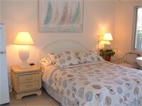 Фото Hideaway Waterfront Resort & Hotel