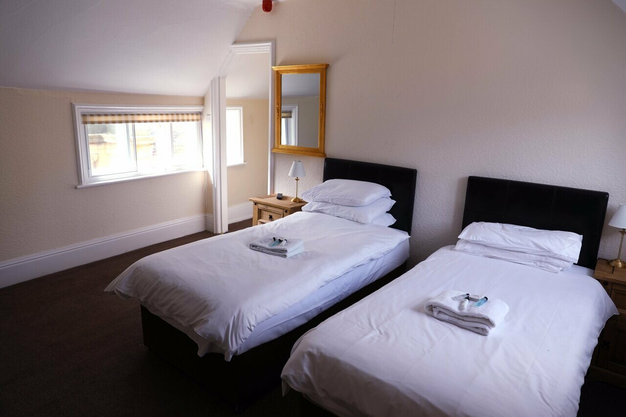 Фото The White Horse