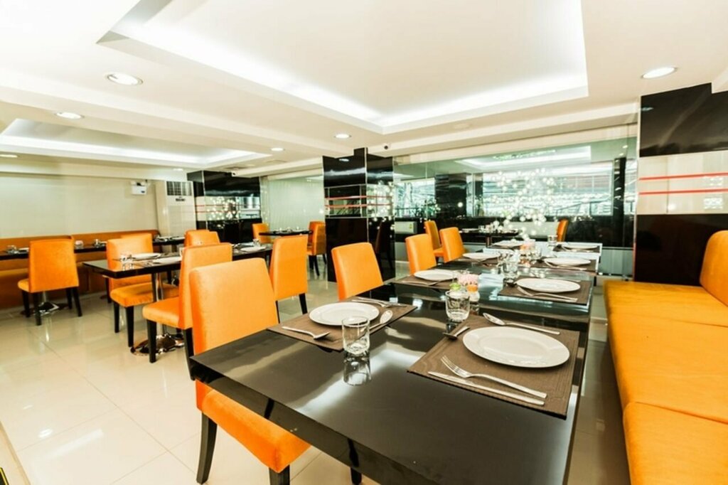 Hotel Le Touché Hotel, Bangkok, photo