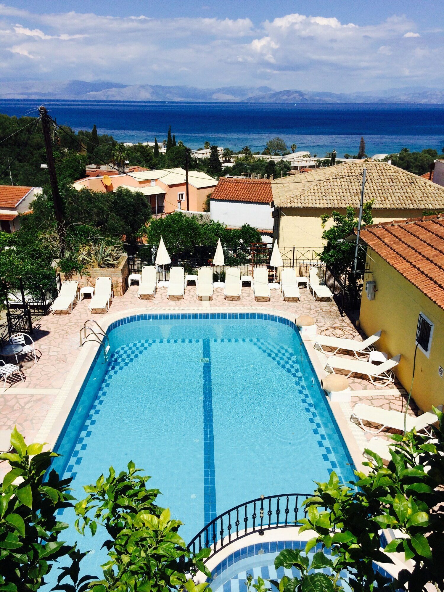 Фото Avra Paradise Aparthotel