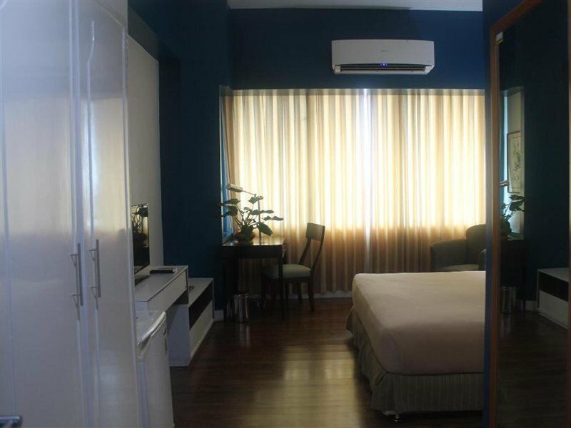 Фото The Pearl Manila Hotel