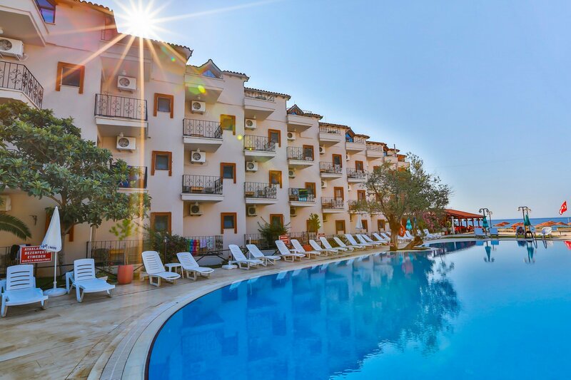Гостиница Club Hotel Gultur в Айваджике