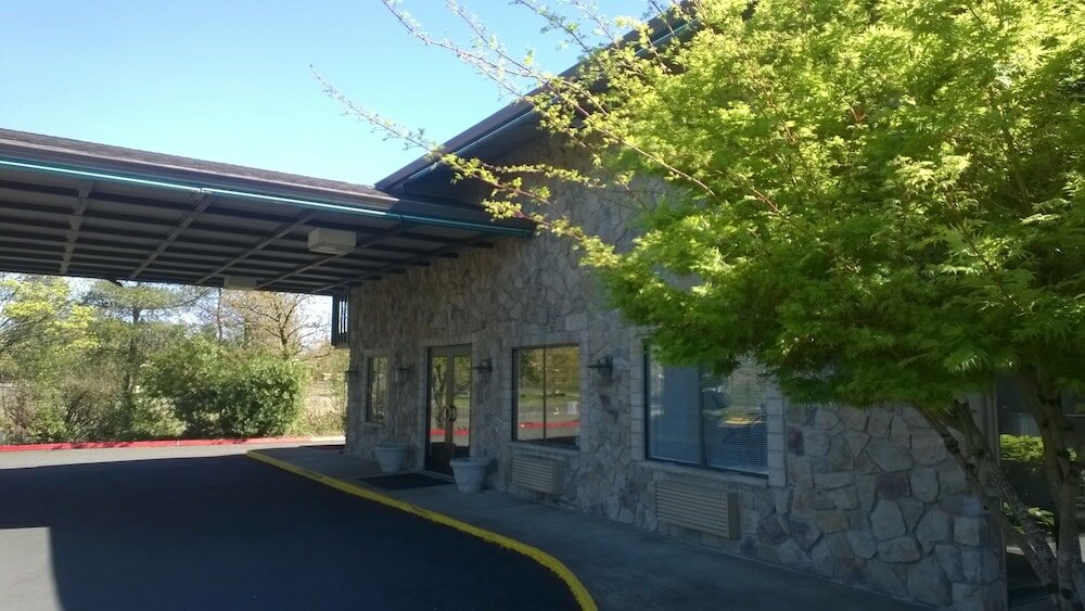 Фото PepperTree Inn