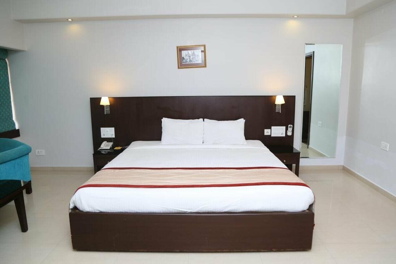 Фото The Curzon Court