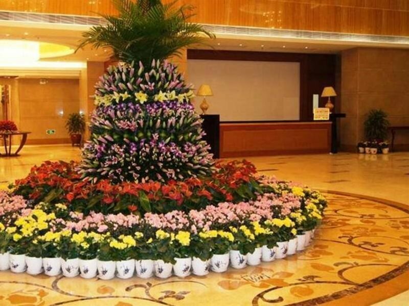 Фото Yuexiu Hotel Guangzhou, Curio Collection by Hilton