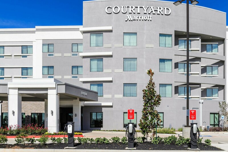 Гостиница Courtyard by Marriott Lake Jackson