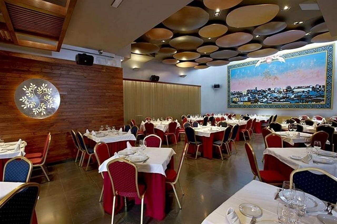 Фото Hotel Sancho Abarca