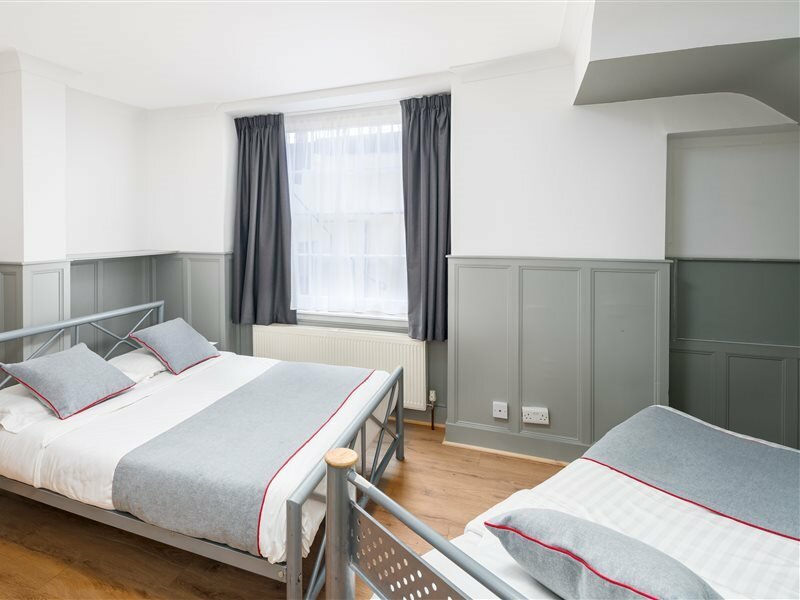 Фото Oyo Kings Hotel