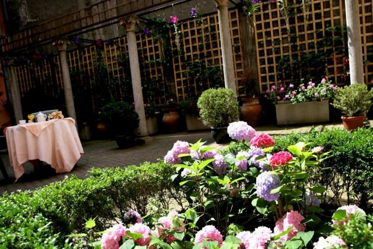 Фото Hotel Rubens - Grote Markt