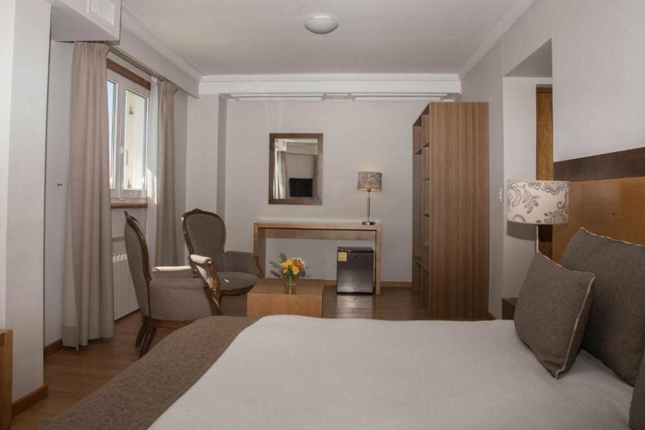 Фото Hotel Tres Reyes