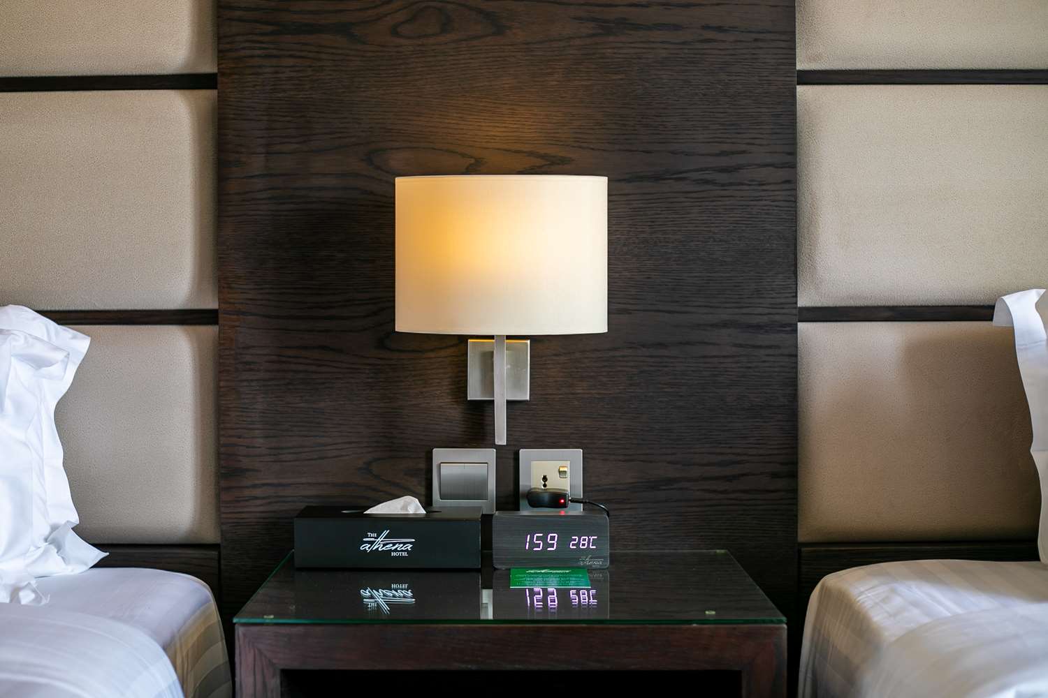 Фото Отель The Athena