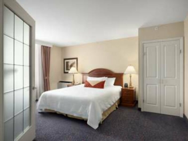 Фото Hilton Garden Inn West Edmonton