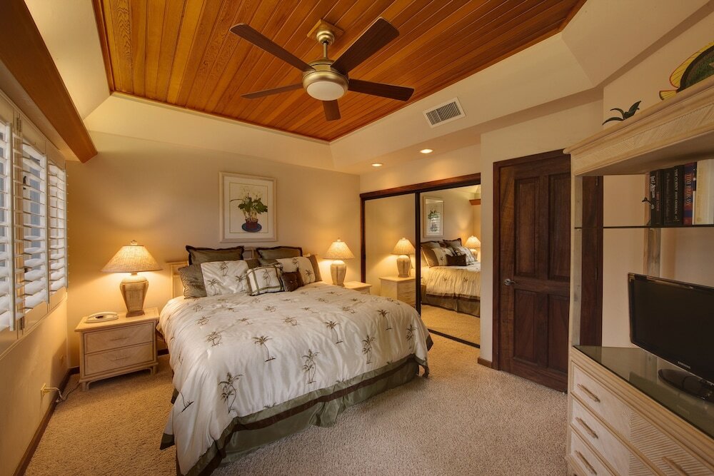 Фото Puunoa Beach Estates, a Destination by Hyatt Residence