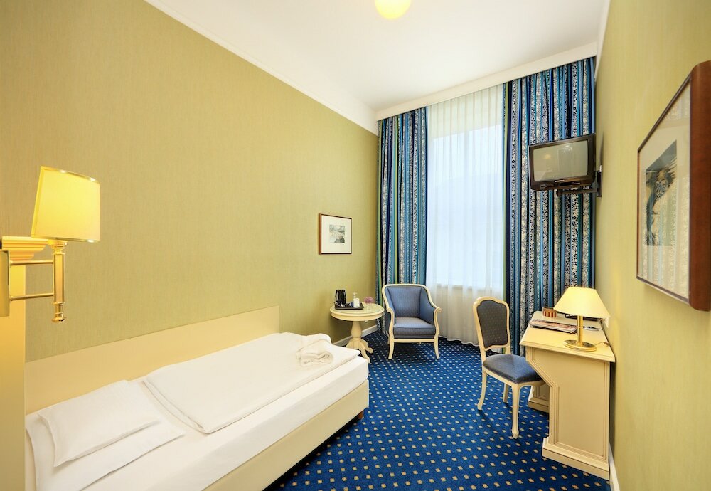 Фото Hotel de France