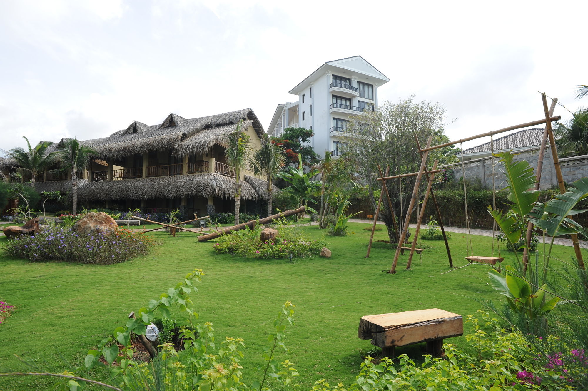 Фото Aroma Beach Resort & SPA