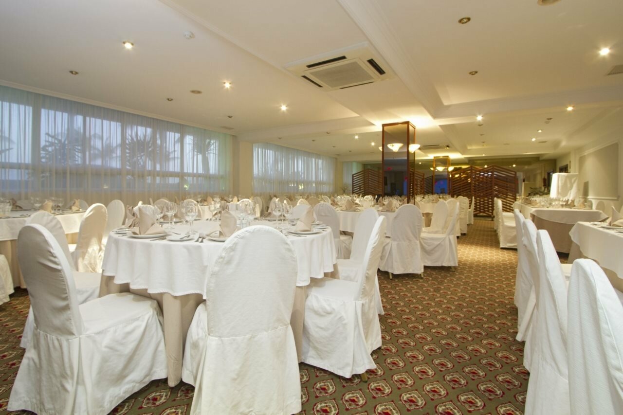 Фото Lancelot Hotel