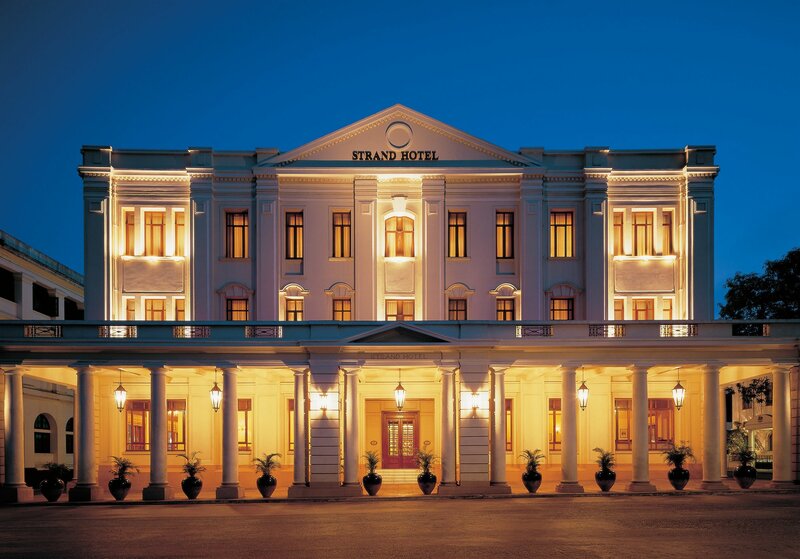 Гостиница The Strand Yangon в Янгоне