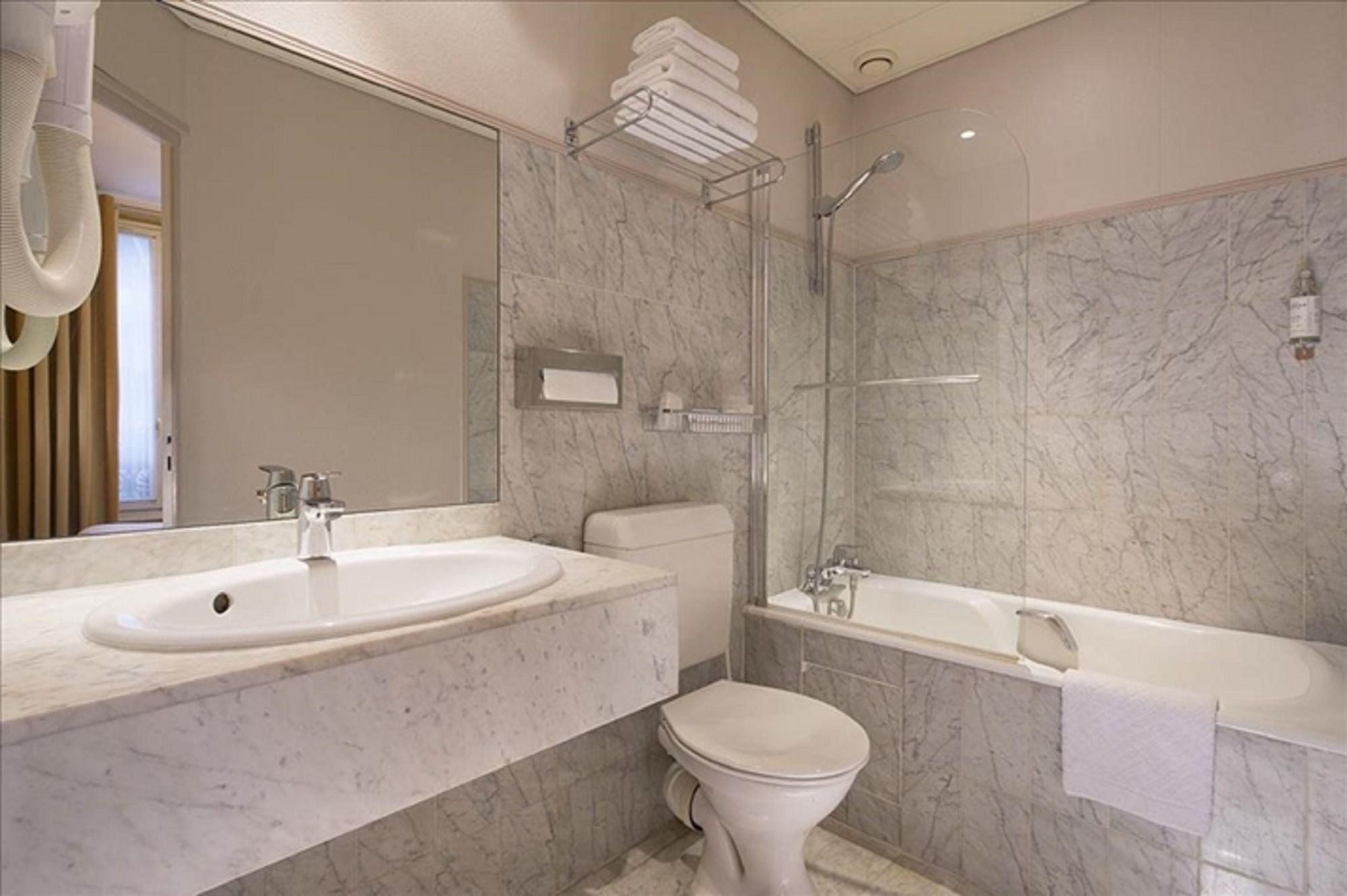 Фото Hotel Elysa