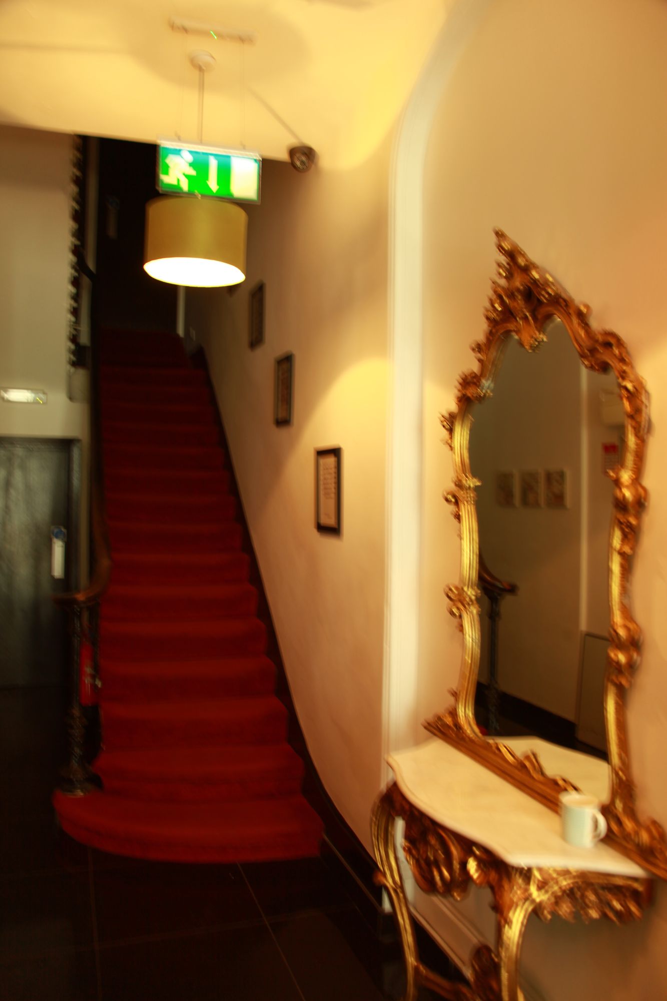 Фото Exhibition Court Hotel 4