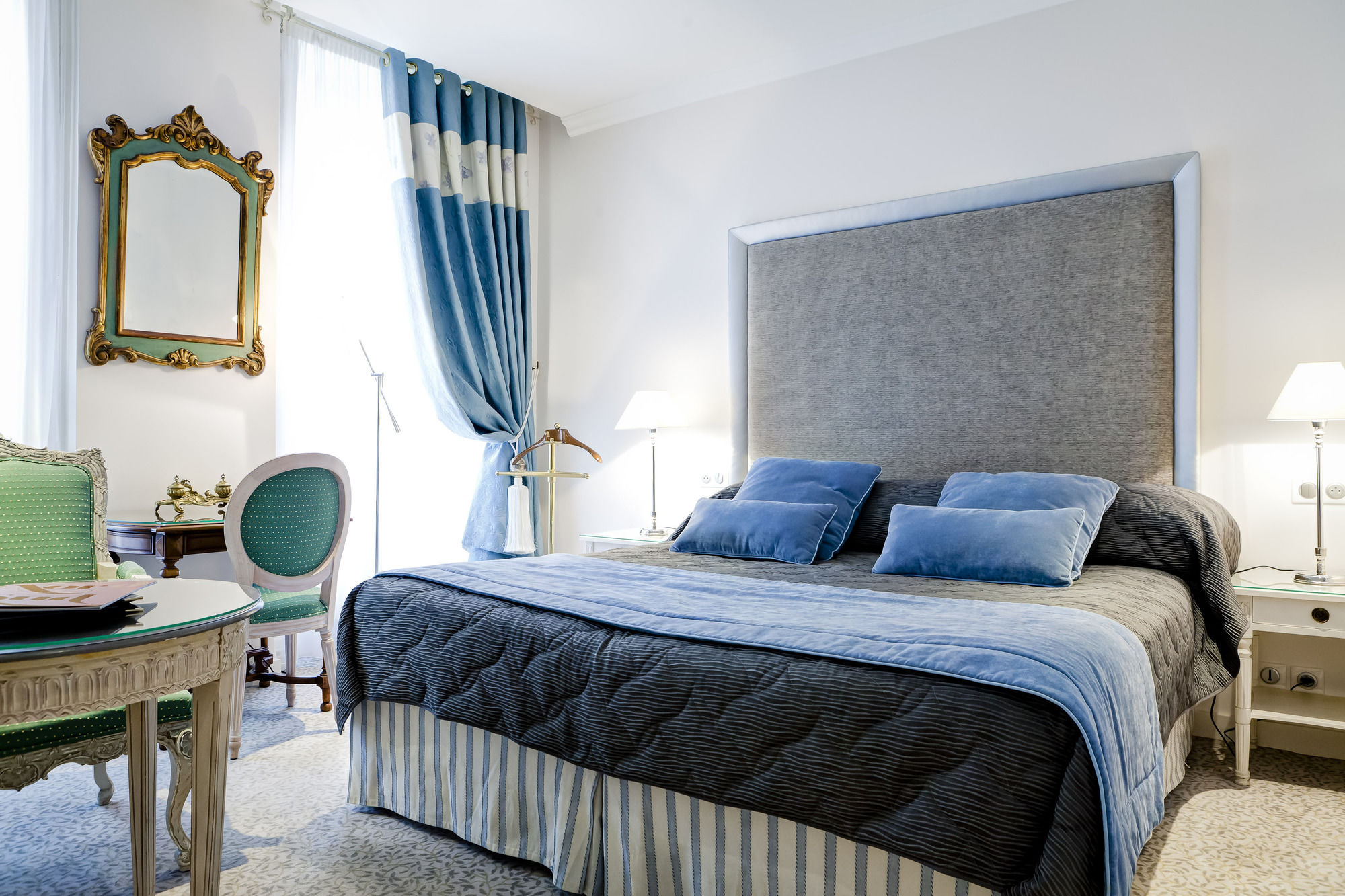 Фото Grand Hotel Des Terreaux 