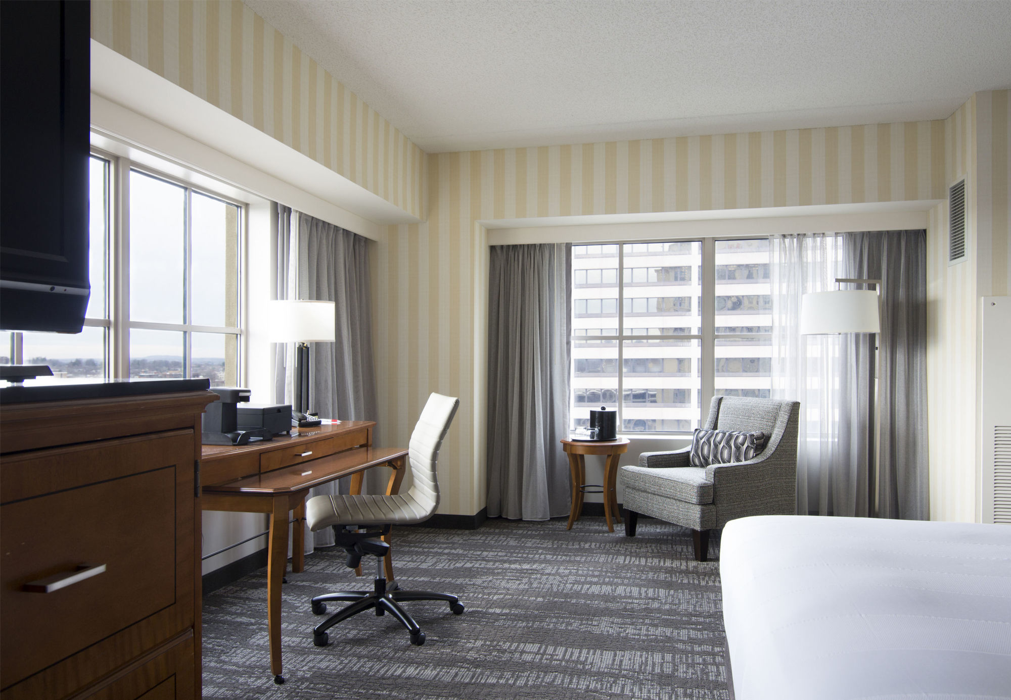 Фото Marriott Hartford Downtown