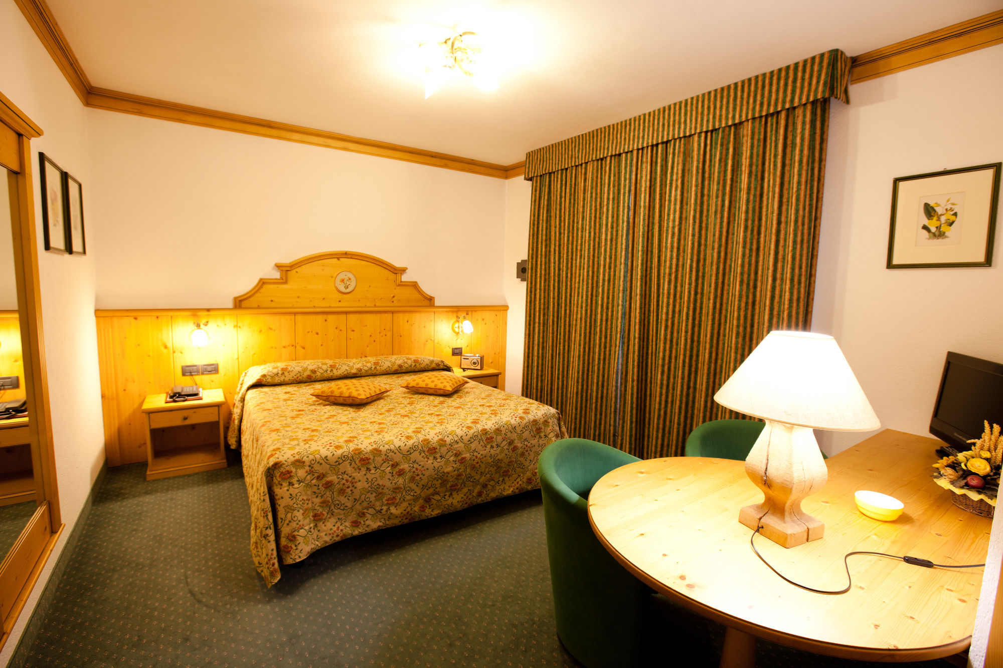 Фото Hotel La Vallee Blanche