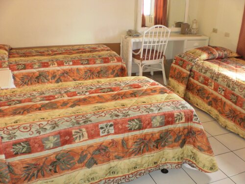 Гостиница Seaview Beach Hotel в Синт-Мартене