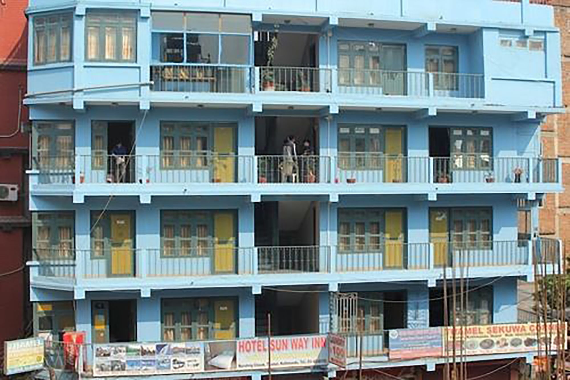 Фото отеля 2