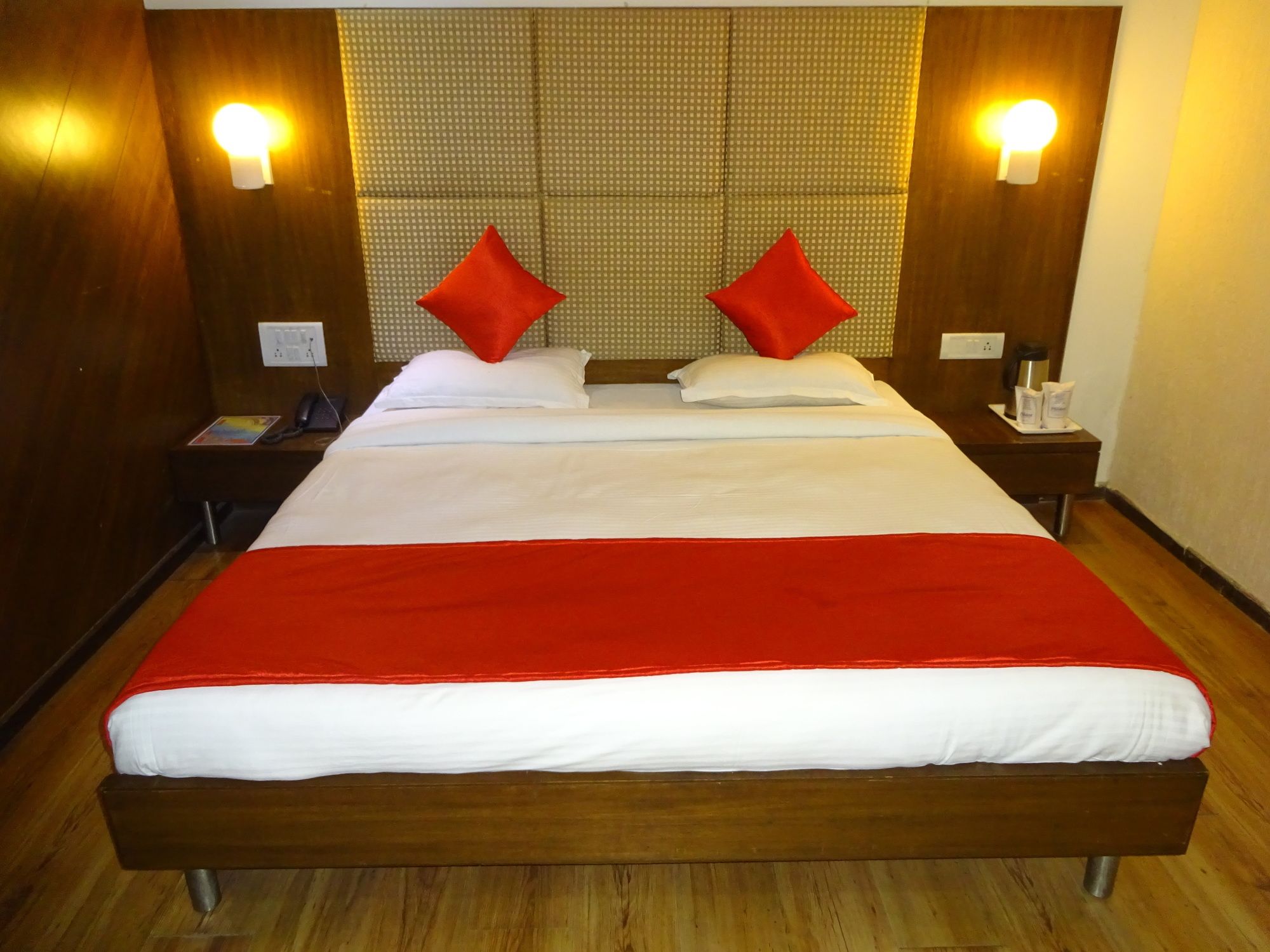 Фото Отель President Inn by Sky Stays