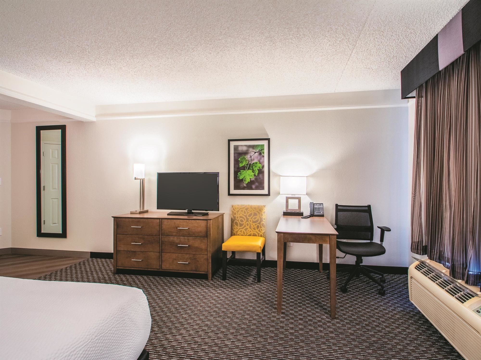 Фото La Quinta Inn & Suites by Wyndham Orem University Pwy/Provo