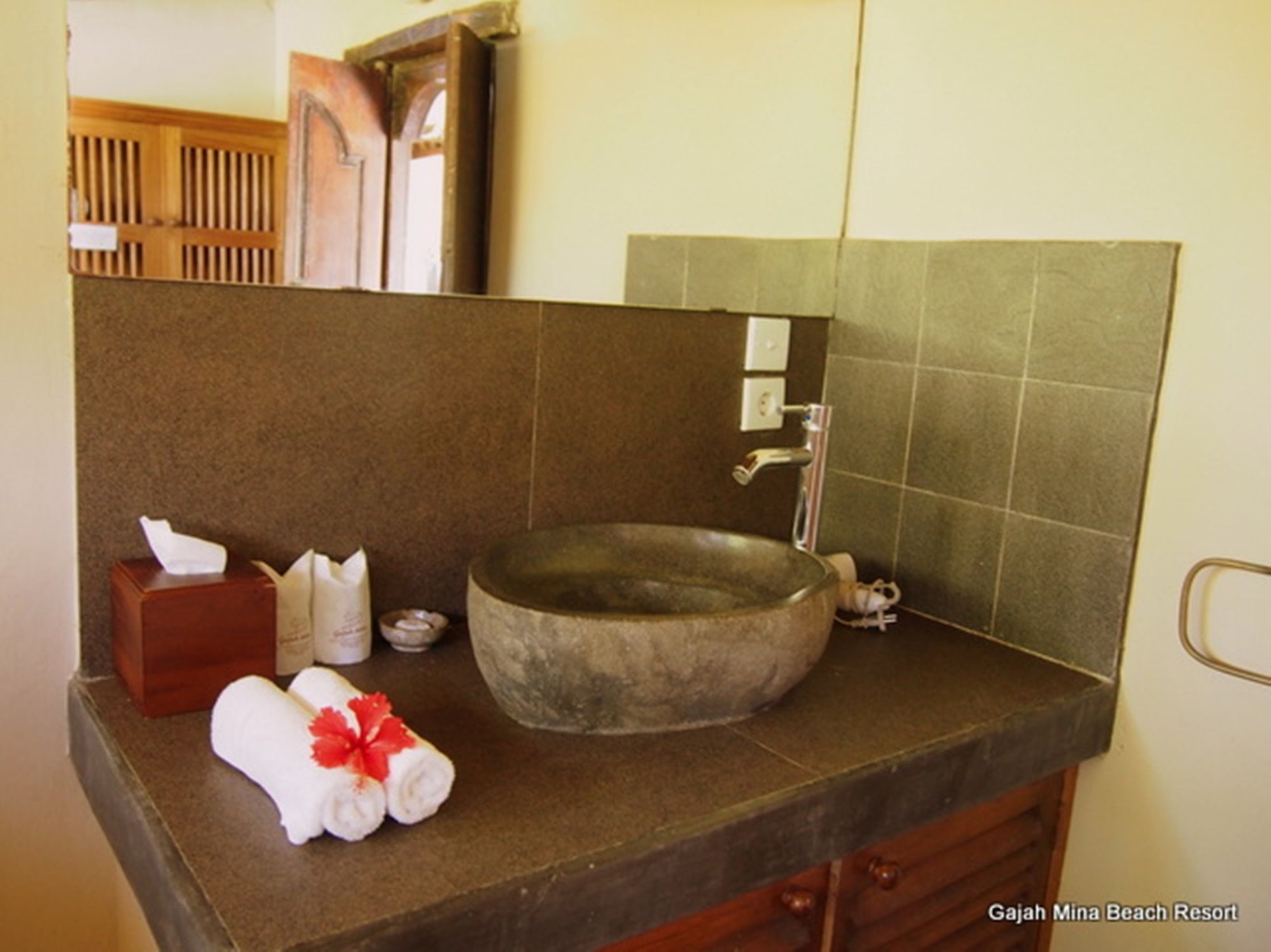Фото Gajah Mina Beach Resort