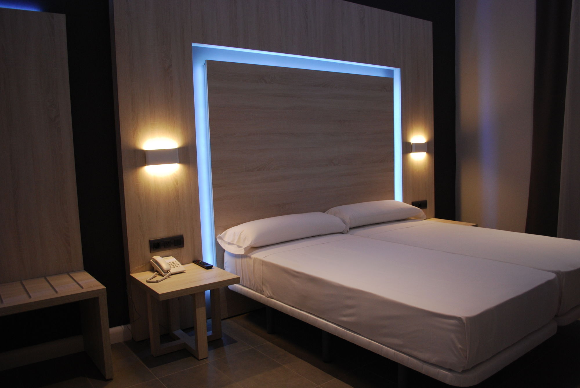 Фото Plaza Goya Rooms