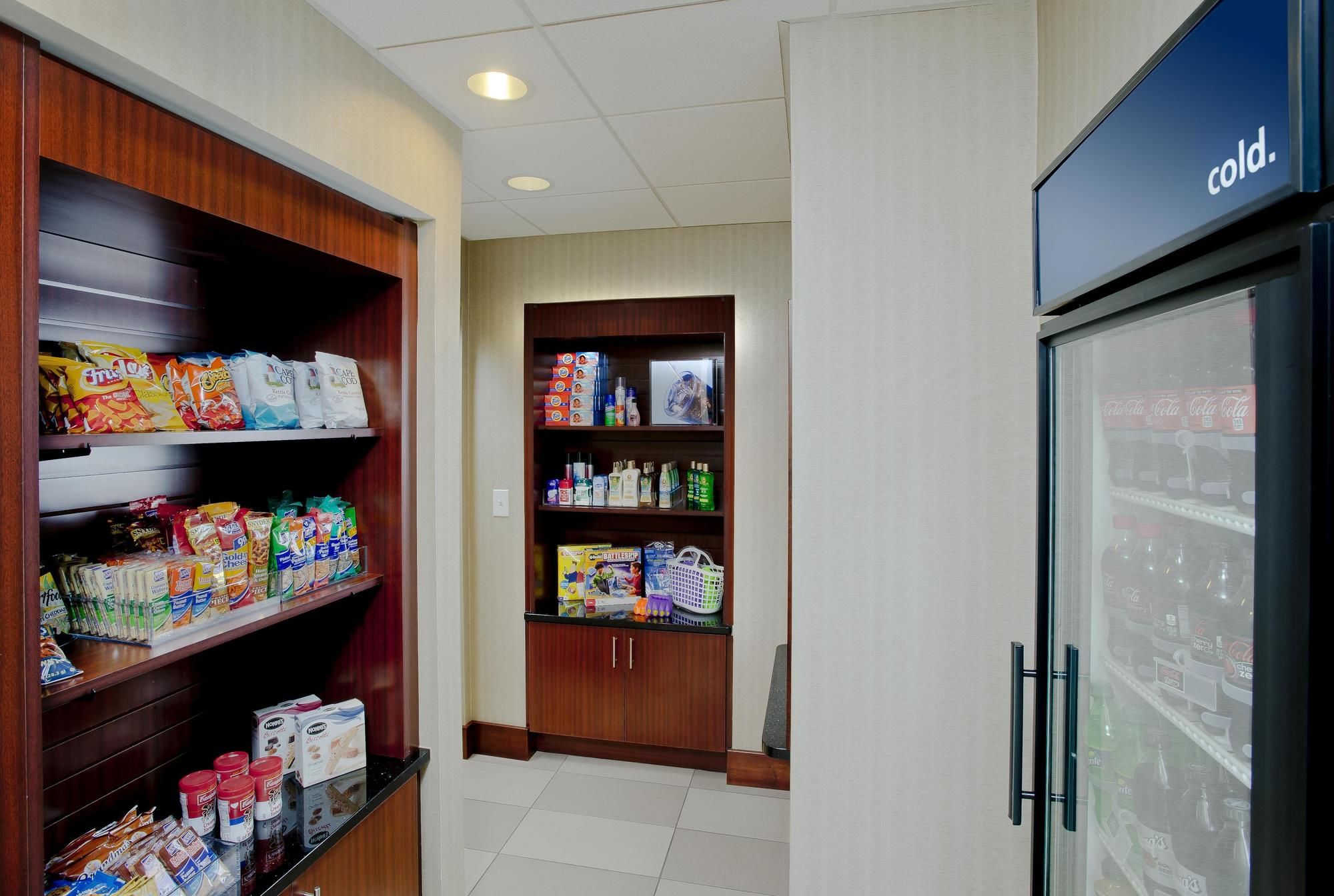 Фото Hampton Inn & Suites Ocean City/Bayfront-Convention Center